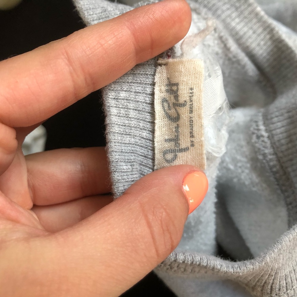 Cropped oversized sweater - Picture 3 of 3